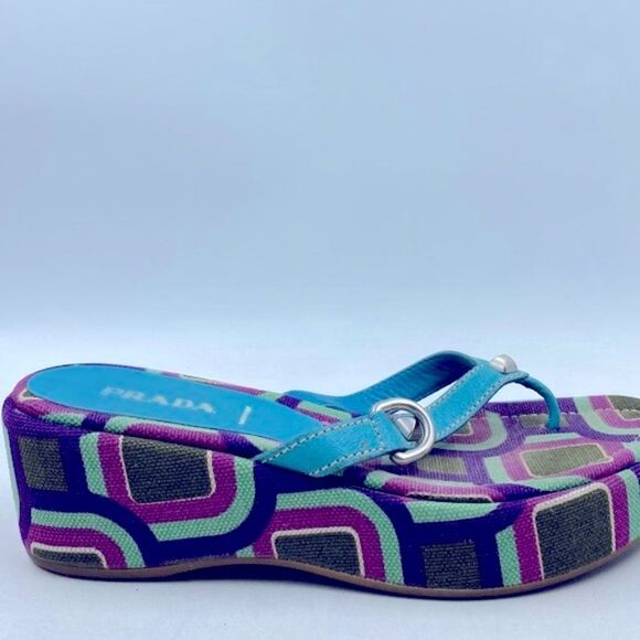 PRADA studded sandals with grommets beautiful blues and pinks size 9 (39 EU) - Picture 5 of 13